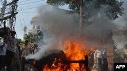 Le site de l'église All Saints Church aprés le double attentat à Peshawar 