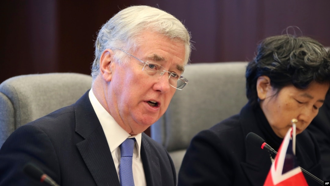 Bộ trưởng Quốc phòng Anh, Michael Fallon