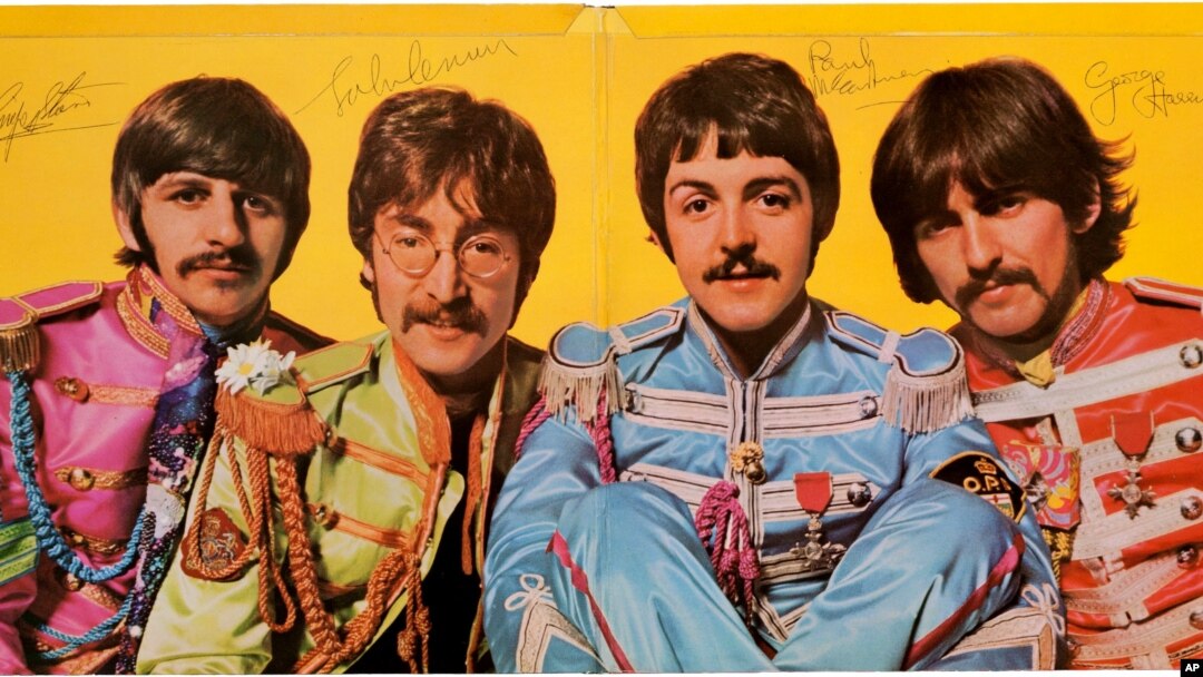Sampul album The Beatles “Sgt. Pepper’s Lonely Hearts Club Band” yang terjual US$150.000. (Foto: Dok)