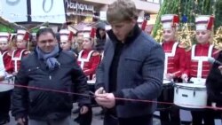 Առատ ձյան հետ Երևանում սկսվեց ամանորյա հեքիաթը