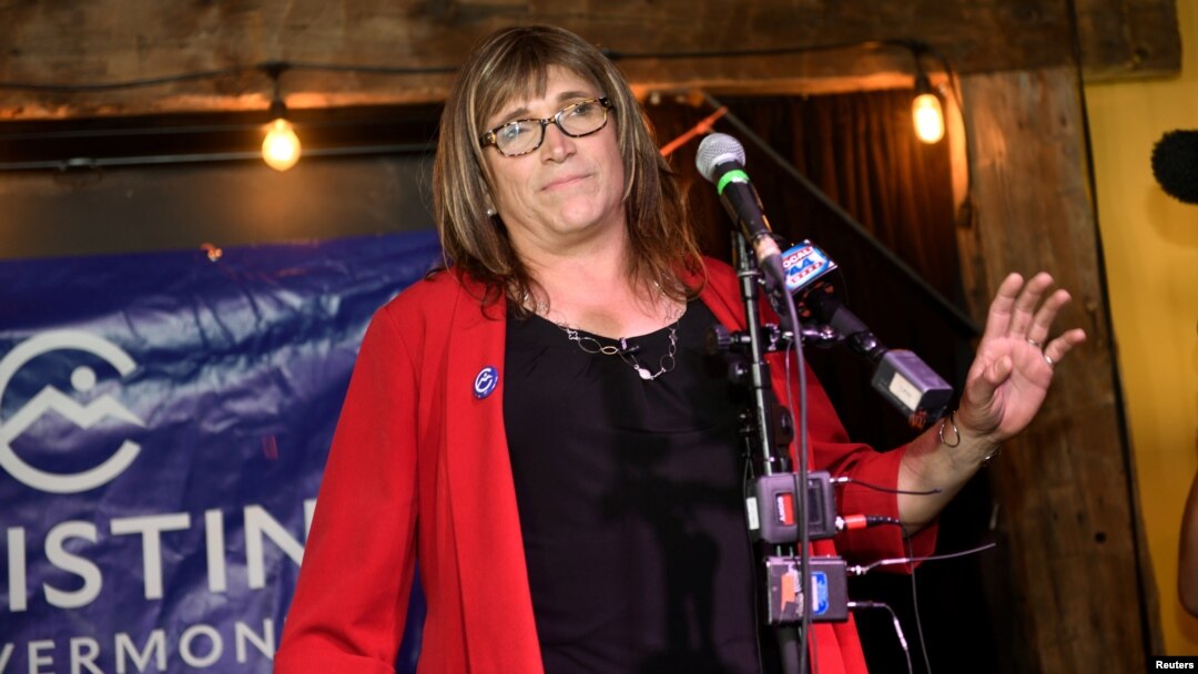 Kandidatkinja Demokratske stranke za guvernera Vermonta Christine Hallquis na proslavi svoje pobede na primarnim izborima u Burlingtonu (Foto: Reuters/Caleb Kenna)