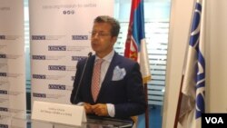 Arhiva - šef Misije OEBS-a u Srbiji Andreo Oricio na konferenciji za novinare u sedištu OEBS-a na Novom Beogradu, Srbija, 9. oktobra 2019. (Foto: Veljko Popović, VOA).