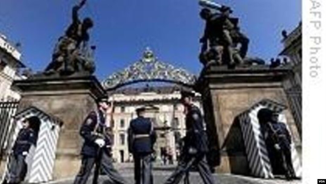 Ibukota Republik Ceko, Praha. Pemerintah Republik Ceko menghadapi krisis utang yang mencapai 35 persen dari PDB.