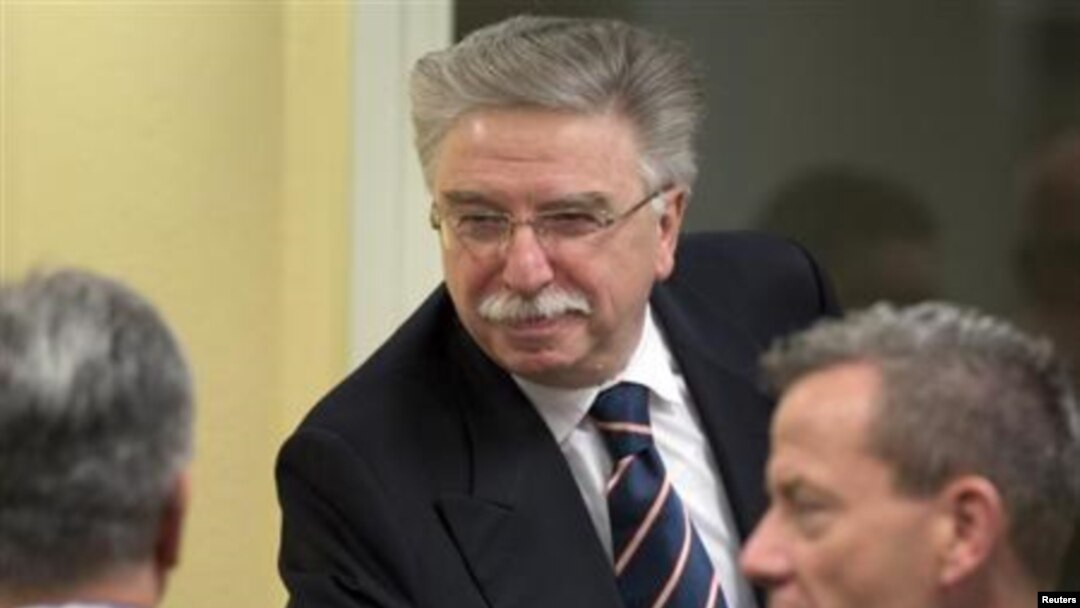 BIvšem potpredsedniku vlade SRJ, Nikoli Šainoviću, zatvorska kazna smanjena je za četiri godine.