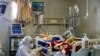 이란 "의료진 1만 명 코로나 감염"