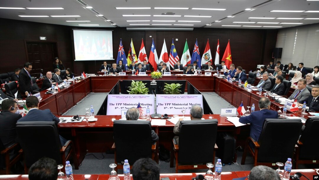 Trade ministers and delegates from the remaining members of the Trans-Pacific Partnership attend the TPP ministerial meeting on the sidelines of the Asia-Pacific Economic Cooperation summit, Nov. 9, 2017, in Danang, Vietnam.