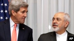 Госсекретарь США Джон Керри и министр иностранных дел Ирана Джавад Зариф (архивное фото)