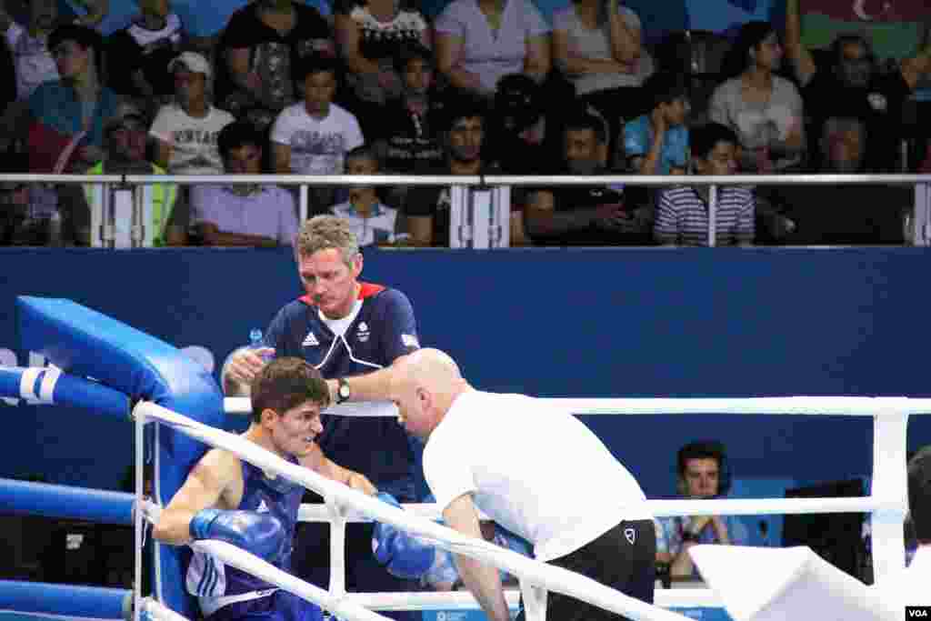 Kişilər arasında boks (Bakı Kristal Zalı)