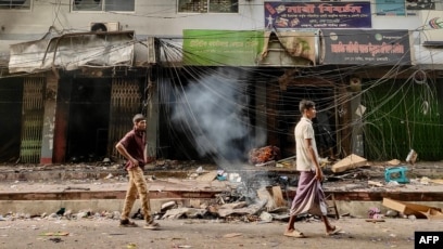 Men barcha spermamni dostimga otkazdim. Men barcha spermamni dostimga otkazdim.