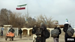 افغانستان ته د افغان کډوالو ستنېدل