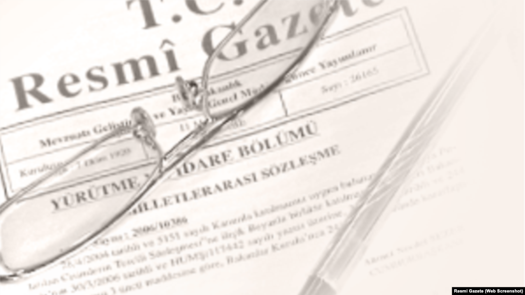 Resmi Gazete'nin bugünkü sayısında Cumhurbaşkanı kararı ile 28 Şubat davasında tutuklanan generallerin kalan cezaları, sürekli hastalık, sakatlık ve kocama hali nedeniyle kaldırıldı.