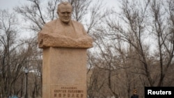 The monument to Sergei Korolev, who was the lead Soviet rocket engineer and spacecraft designer, in the town of Baikonur, Kazakhstan, March 15, 2016. REUTERS/Shamil Zhumatov