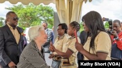 La secretaria del Tesoro de Estados Unidos, Janet Yellen, durante una visita a Chongwe, en Zambia, el 24 de enero de 2023.
