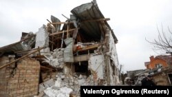 Cuộc tấn công của Nga gây ra thiệt hại ở thủ đô Kiyv ở Ukraine