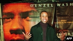 FILE - Actor Craig Kirkwood arrives at the premier of the film 'Remember the Titans', 23 Sept. 2000, at the Rose Bowl in Pasadena, California. 