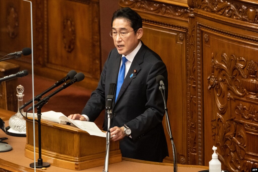 日本首相岸田文雄在东京的日本国会发表政策演讲。（2023年1月23日）(photo:VOA)