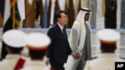 윤석열 한국 대통령이 지난 15일 아랍에미리트연합(UAE)를 방문했다.