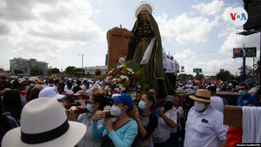 ARCHIVO - La llamada procesión de los varones, o del Santísimo, en Nicaragua, fue prohibida el pasado 1 de enero. [Houston Castillo, VOA]