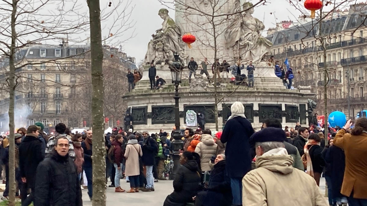 Les projets de réforme du système des retraites en France suscitent des protestations