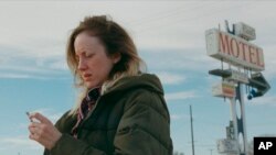 This image released by Momentum Pictures shows Andrea Riseborough in a scene from "To Leslie." (Momentum Pictures via AP)