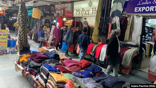 A market in Gurugram near New Delhi. India, which has a huge youth population, can emerge as a huge market and be a labor resource.