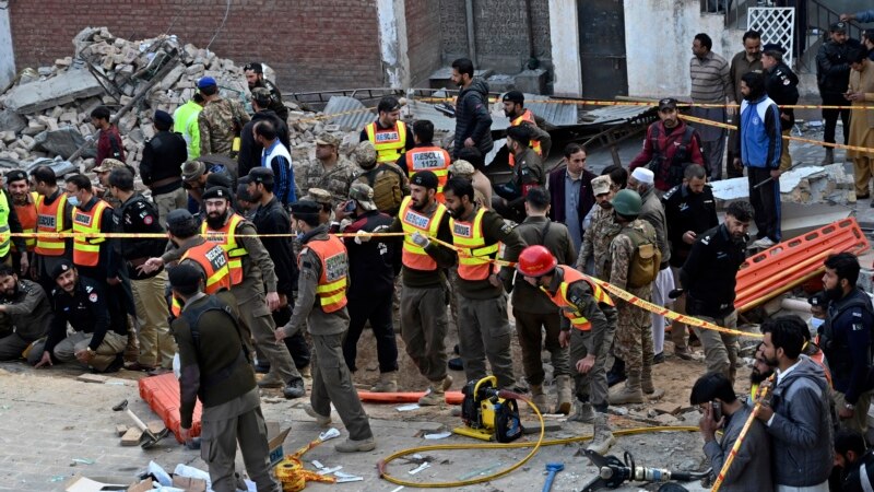 Pakistan: les talibans revendiquent un attentat qui a fait 47 morts et 150 blessés dans une mosquée