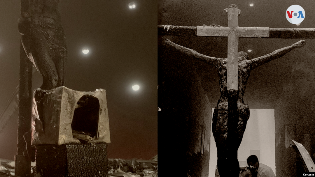Interior de la capilla de la Sangre de Cristo en la Catedral tras el incendio. [Foto: Cortesía del Hogar Zacarias Guerra]