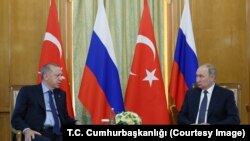 Rais wa Uturuki Erdogan na Putin wa Russia walipokutana Sochi