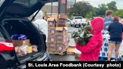 Fresh fruit and other produce are among the items handed out to some 500 families who came to a food fair in suburban St. Louis, Missouri, July 27, 2022. (Courtesy - St. Louis Area Foodbank)