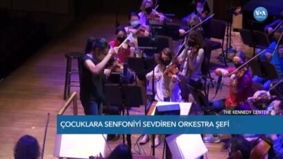 Çocuklara Senfoniyi Sevdiren Orkestra Şefi