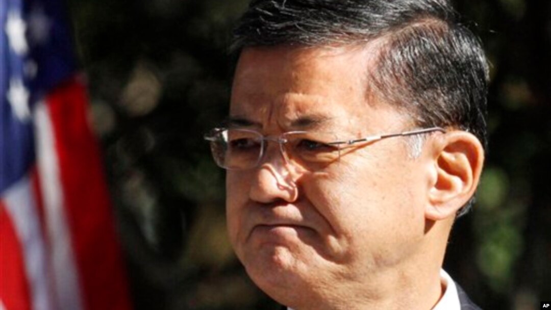 Menteri Urusan Veteran Eric Shinseki (foto:dok). Kongres AS memanggilnya untuk bersaksi mengenai daftar tunggu yang panjang bagi veteran militer untuk mendapat perawatan medis.