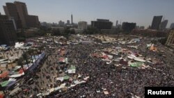 A general view of Tahrir square as supporters of Muslim Brotherhood's president-elect Mohamed Morsi gather in Cairo, June 29, 2012. 
