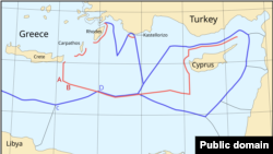 Nexşeya peymana deryayî ya di navbera Tirkîyê û Lîbyayê, li Rojhilatê Derya Spî (CCO,  Wikimedia Commons — Future Perfect at Sunrise)
