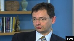 Nikolas Veron, visoki saradnik Instituta Peterson za međunarodnu ekonomsku strategiju