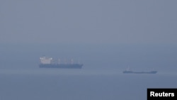 Karadeniz'de Ukrayna limanı yakınlarında Ukrayna tahılını taşıyan tahıl gemileri görülüyor.