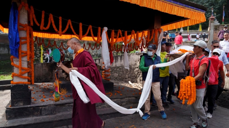 Famed US Extreme Skier Gets Traditional Nepalese Funeral