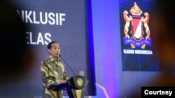 Presiden Jokowi mengungkapkan kemungkinan akan segera mencabut status pandemi COVID-19 di Indonesia (biro Setpres)