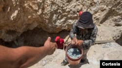 Güiriseros artesanales trabajan en la extracción de oro en una comunidad al norte de Chinandega, en Nicaragua. Foto: Cortesía Oscar Navarete/ La Prensa