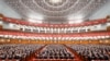 2022年10月16日中共在北京人民大会堂召开二十大，图为从主席台望去，会场座无虚席。-美联社照片。