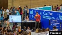 CatCOn 2002 di Pasadena Convention Center, Pasadena,Ca. (Facebook/Catconworldwide)