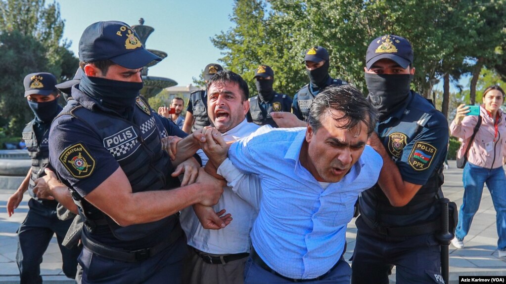Monitorinq Mərkəzi: Azərbaycanda insan hüquqları sahəsində vəziyyət düzəlməyib