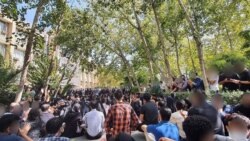 အီရန်မှာ ဆန္ဒပြသူတွေကို အင်အားသုံးနှိမ်နင်းမှု အမေရိကန်ဝေဖန်