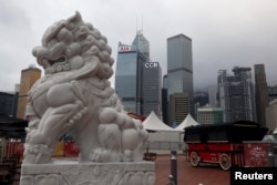 资料照：石狮子后面的香港金融区