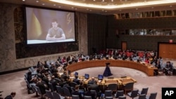 烏克蘭總統澤連斯基通過對視頻對聚集在紐約聯合國總部的安理會成員國代表講話。(2022年9月27日)