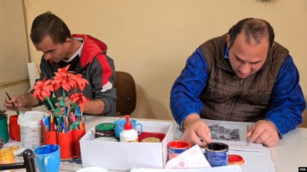 Shqipëri, personat e braktisur dhe kujdesi ndaj tyre