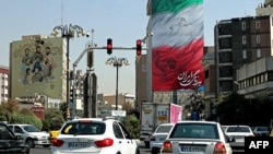伊朗首都德黑蘭的街頭交通情況。（2022年9月28日）