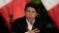 El presidente de Perú, Pedro Castillo, asiste a una conferencia de prensa en el Palacio Presidencial en Lima, Perú, el 11 de octubre de 2022. 