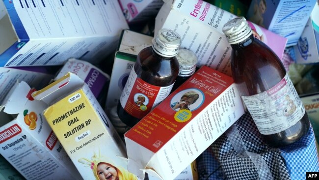 Kemenkes menemukan kandungan senyawa berbahaya yaitu etilen glikol, dietilen glikol, dan etilen glikol butyl ether pada beberapa obat sirop anak (foto: ilustrasi).