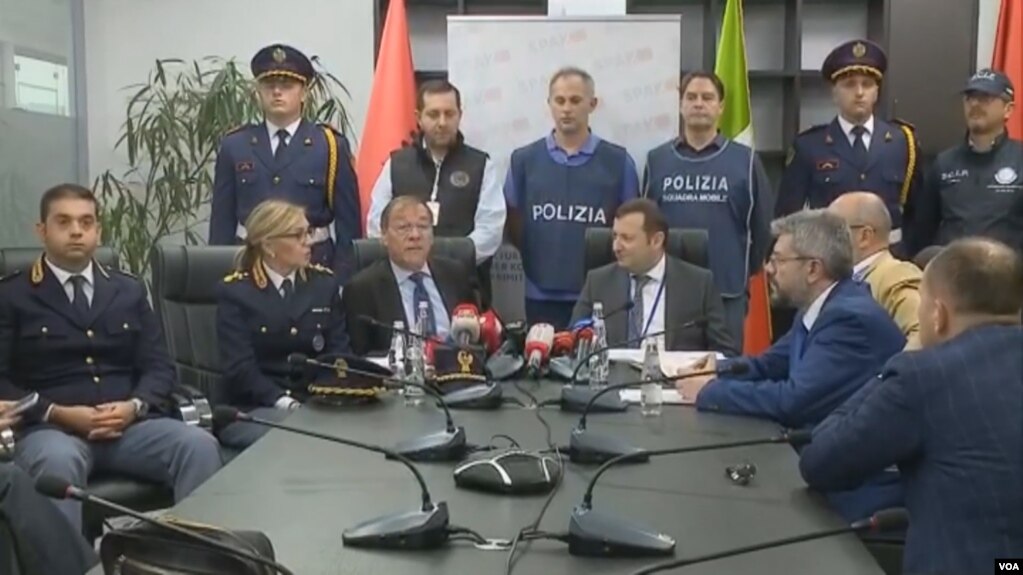 Tiranë: Goditet grupi shqiptar që mashtronte italianët