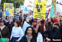تظاهرات همبستگی ایرانیان در برلین، آلمان. شنبه ٣٠ مهر ۱۴۰۱